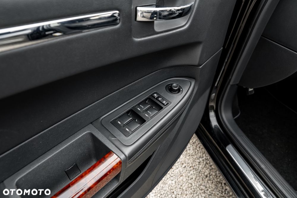 Chrysler 300C 2.7 Automatik - 18