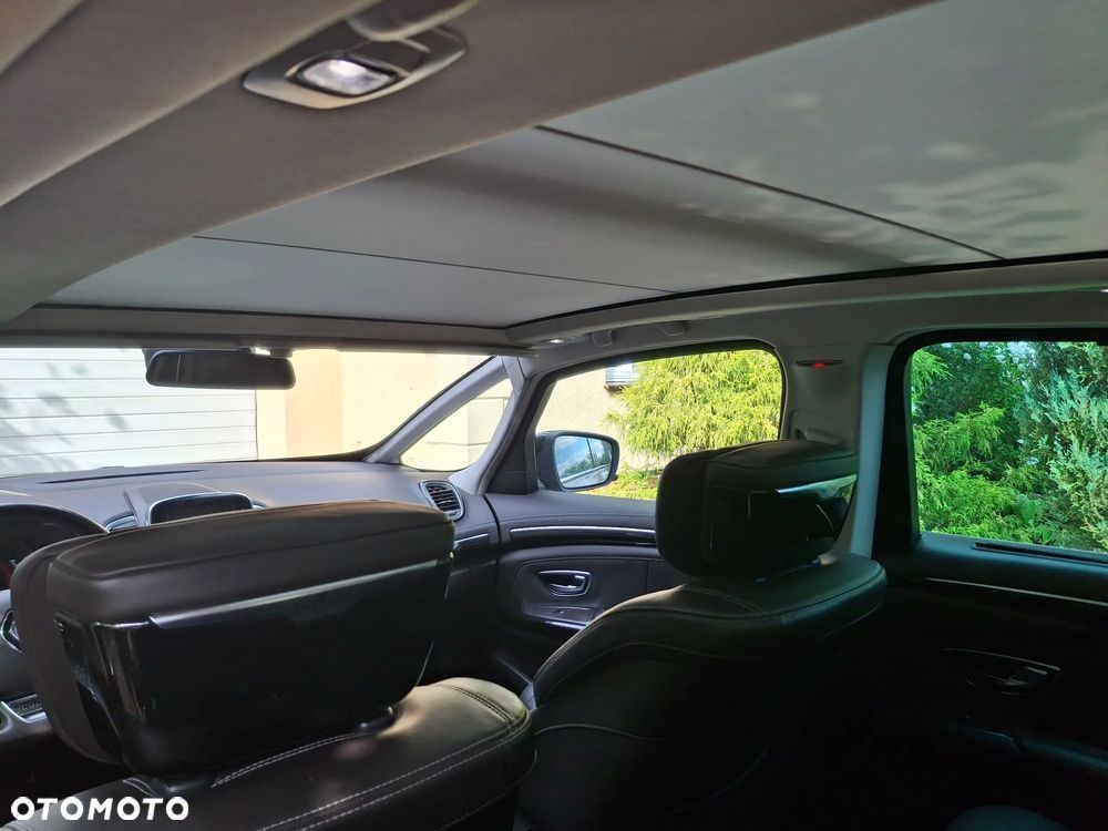 Renault Espace 1.6 dCi Energy Initiale Paris EDC 7os - 14