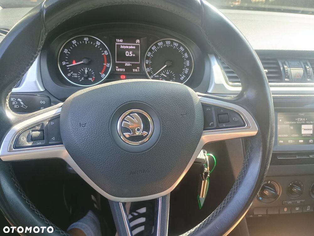 Skoda RAPID 1.2 TSI Style - 12