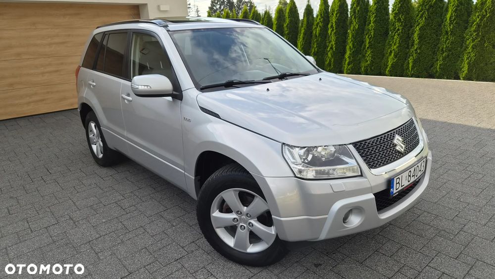 Suzuki Grand Vitara 1.9 DDiS Premium EU5 - 24