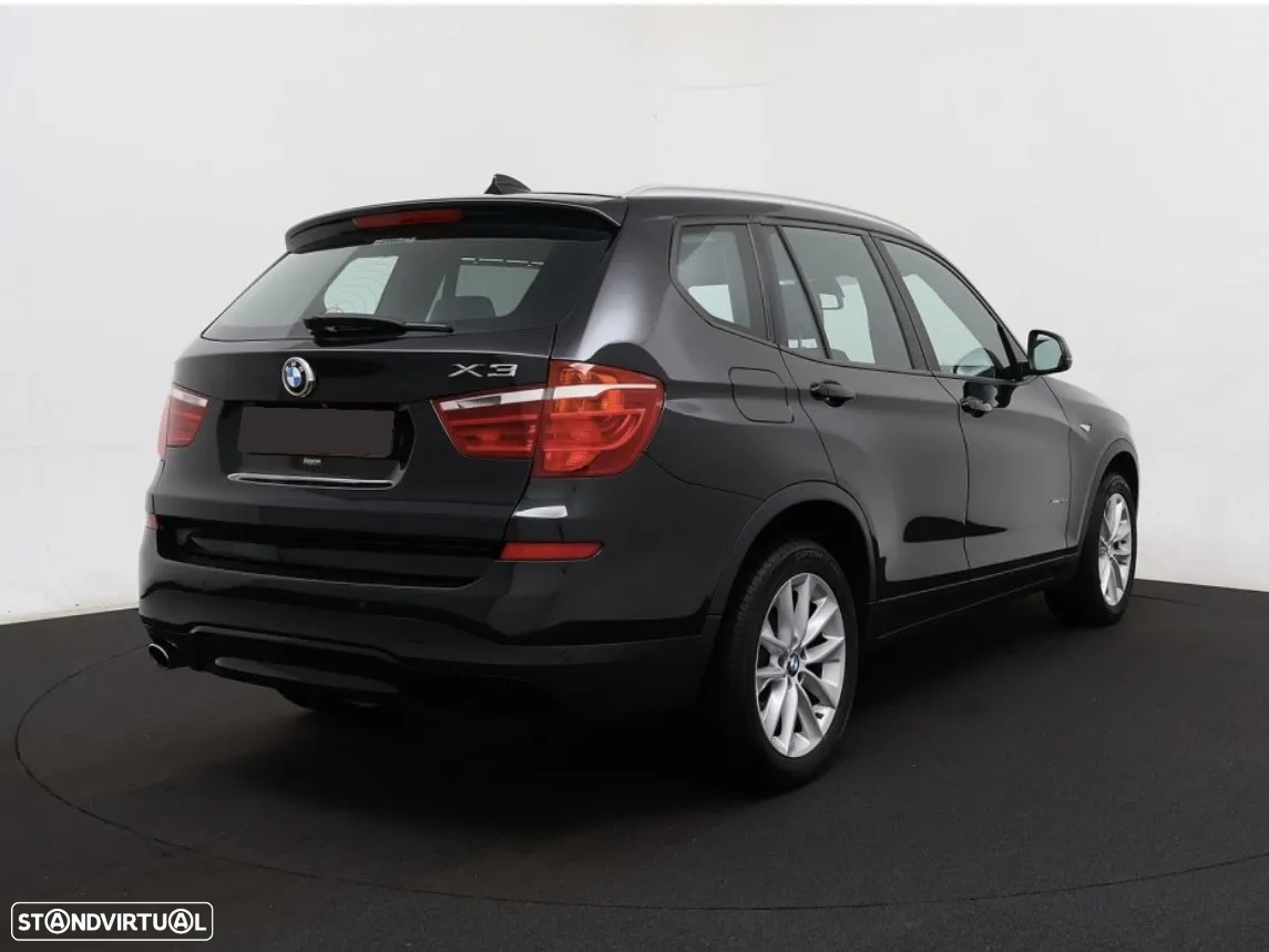 BMW X3 xDrive20d Aut. Luxury Line - 4