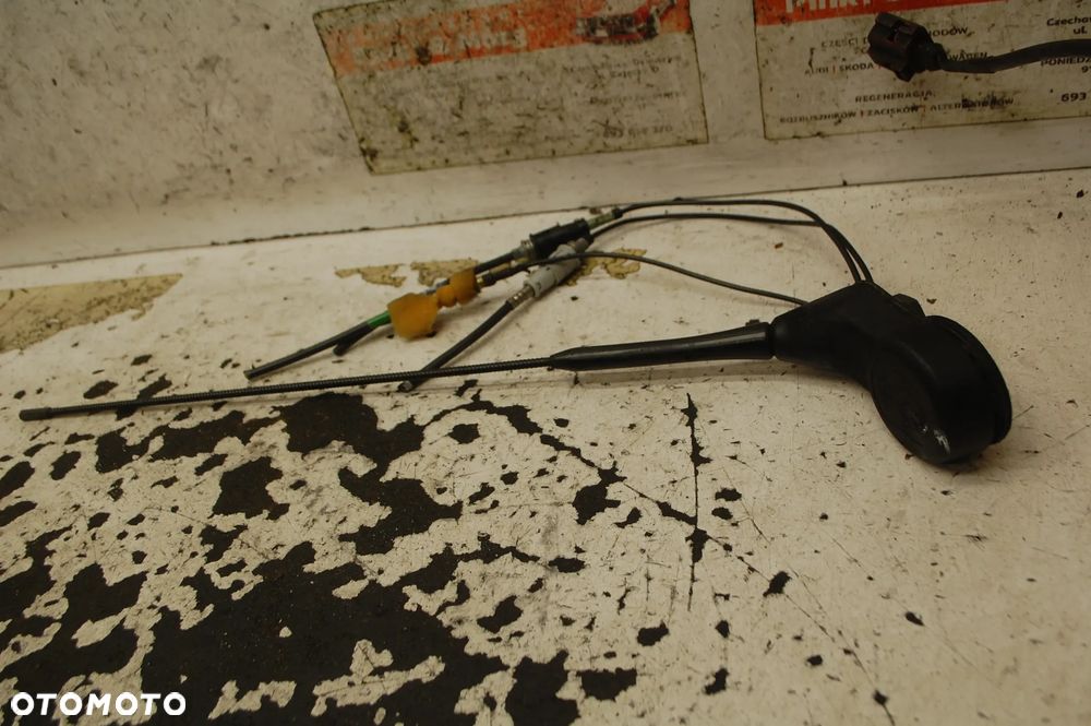 ANTENA DACHOWA GPS 1J0035507 VW PASSAT B5 GOLF IV - 1