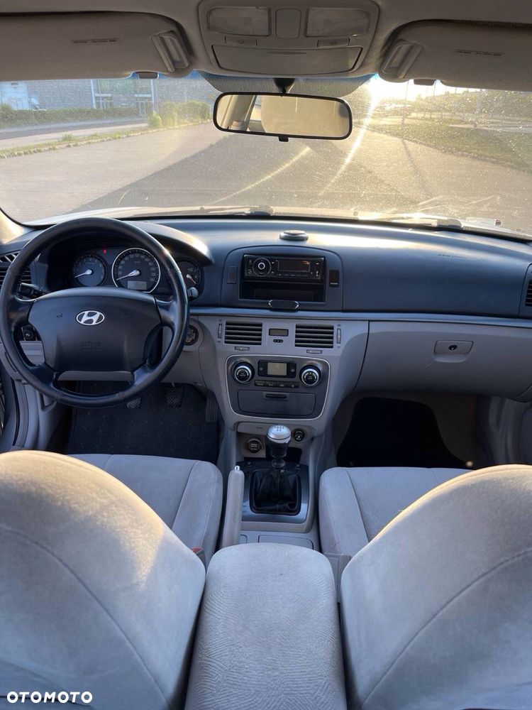 Hyundai Sonata - 7