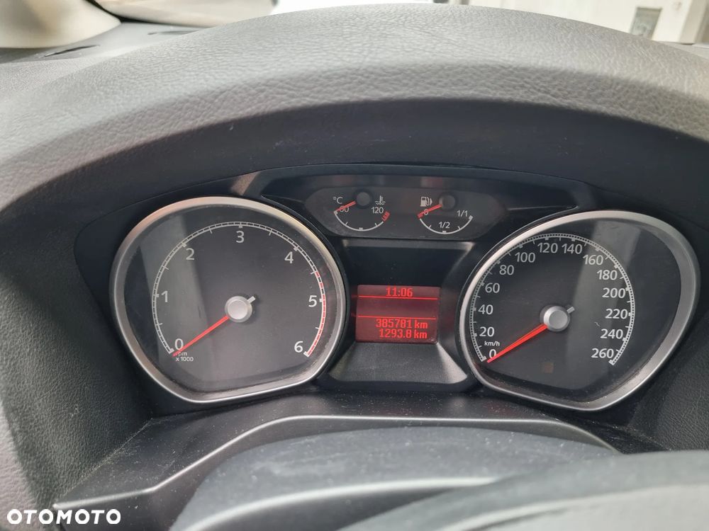 Ford Galaxy 2.0 TDCi Ghia - 11