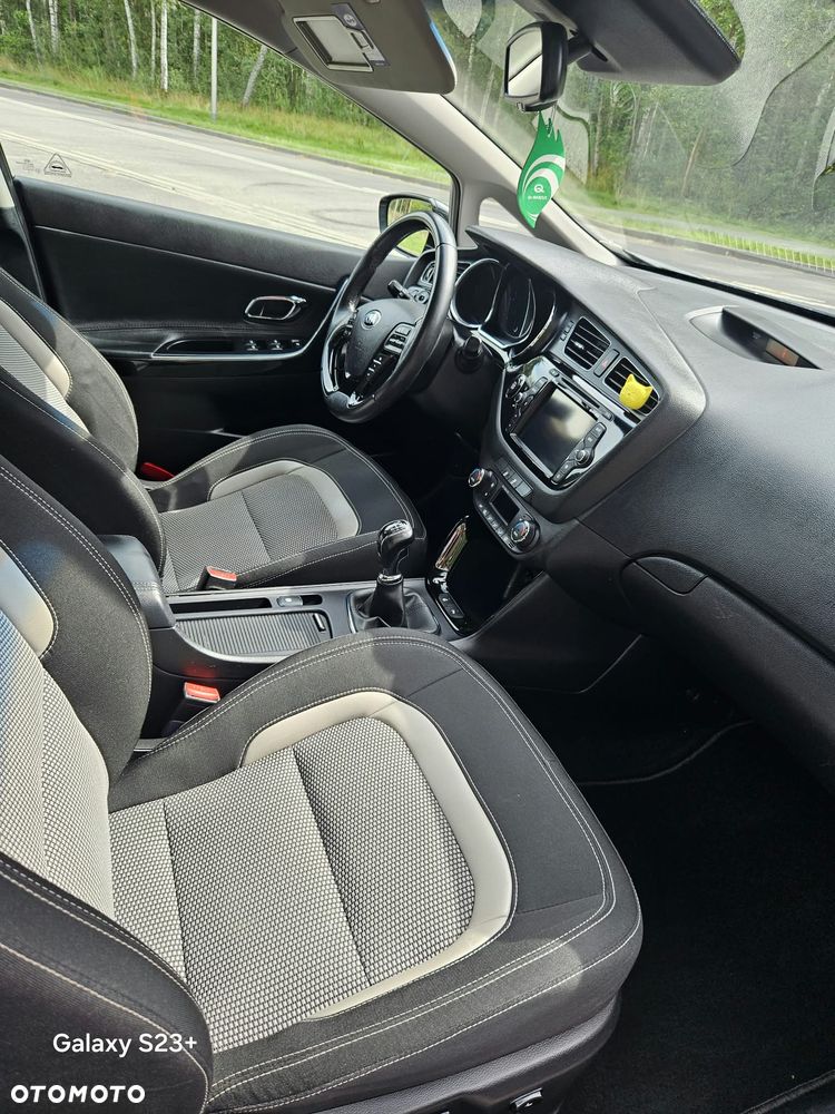 Kia Ceed - 12