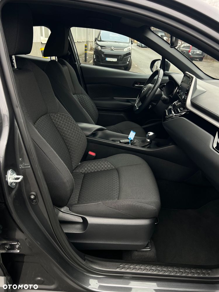 Toyota C-HR - 13