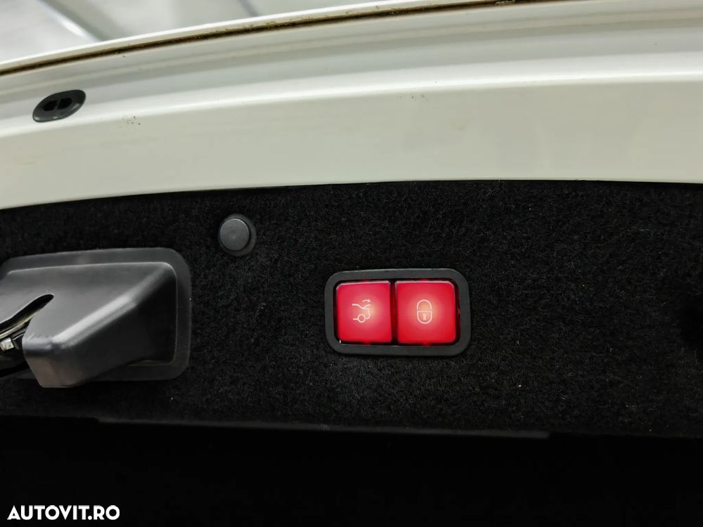 Mercedes-Benz S 400 Coupe 4Matic 7G-TRONIC - 38