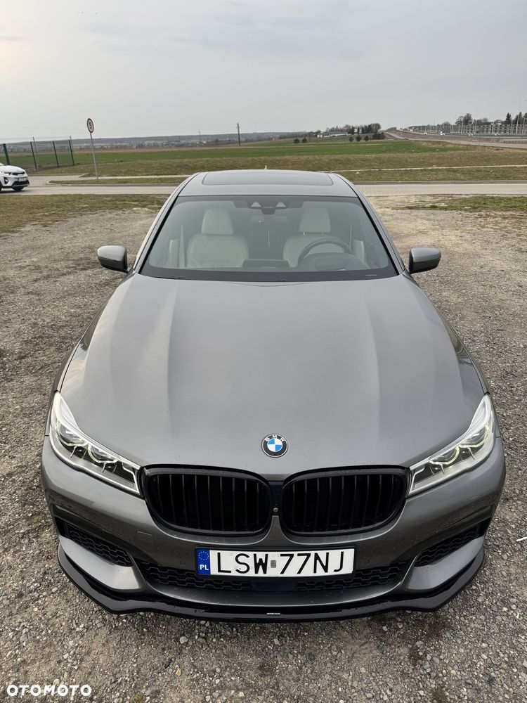 BMW Seria 7 750Li xDrive - 4