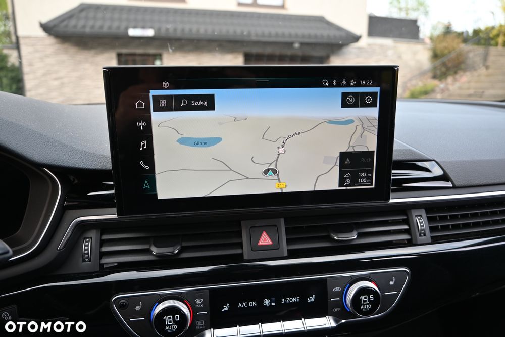 Audi A4 Avant 40 TFSI S tronic S line - 13