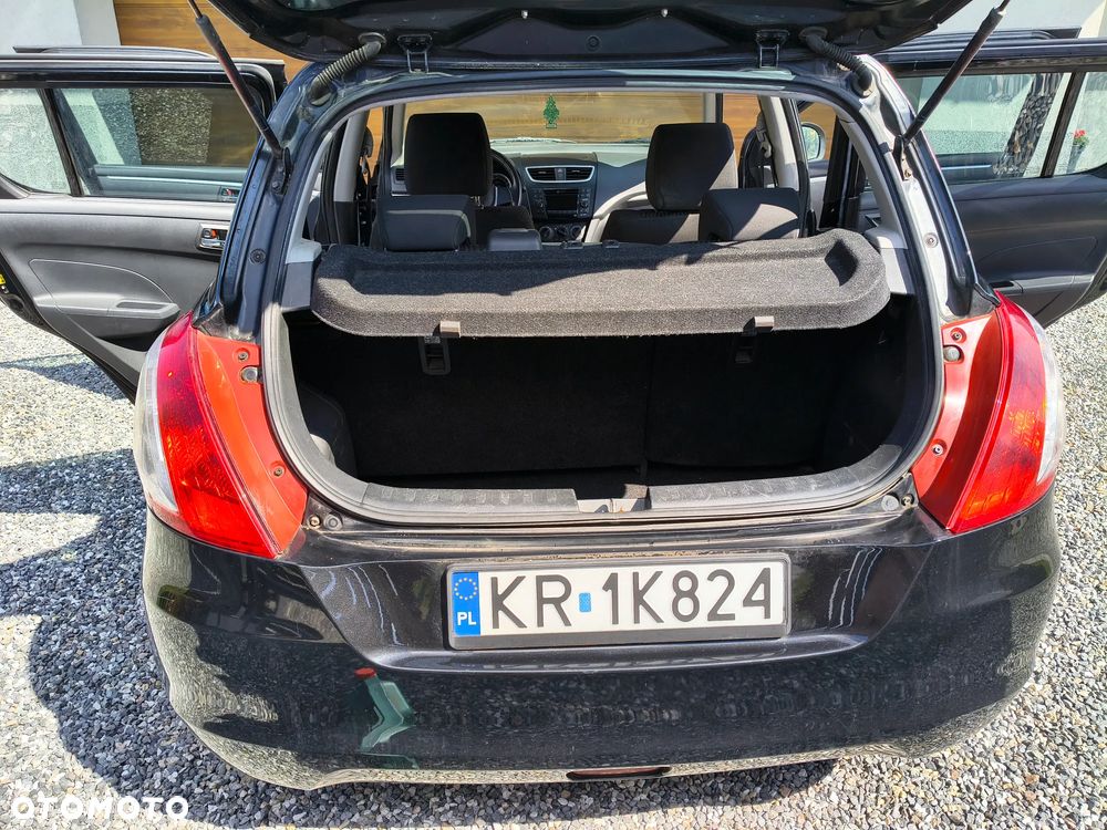 Suzuki Swift - 12
