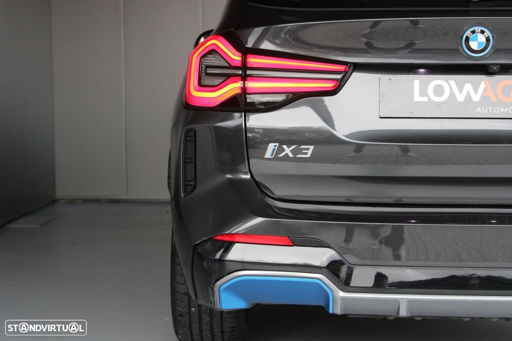 BMW iX3 M Sport Inspiring - 27