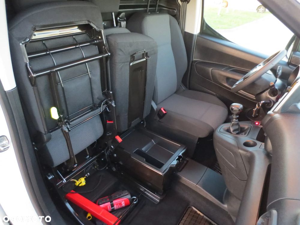 Opel COMBO SALON POLSKA ORYGINAŁ LAKIER i BARDZO NISKI PRZEBIEG  JAK NOWY - OKAZJA !!! - 17