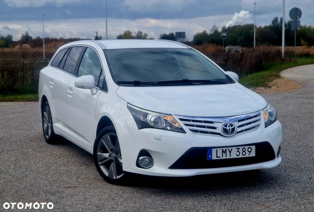 Toyota Avensis - 15
