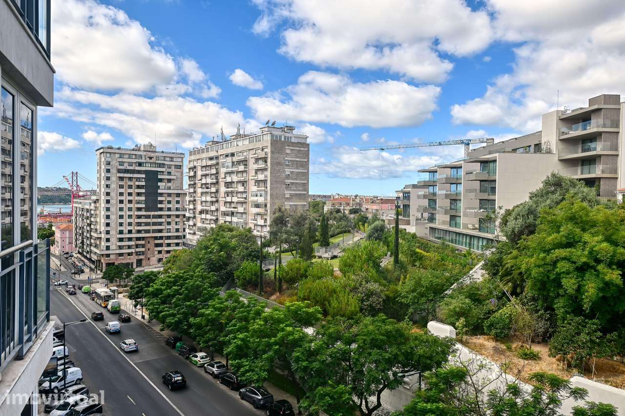T2 com garagem, para arrendar - Av. Infante Santo (Lisboa) - Grande imagem: 5/26