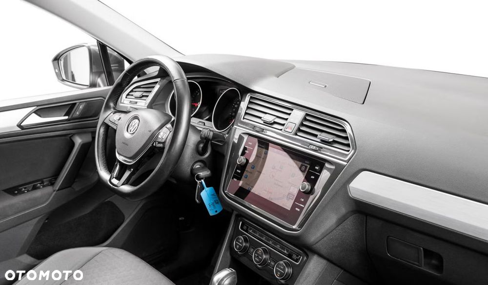 Volkswagen Tiguan 2.0 TDI SCR 4MotION DSG R-Line - 22