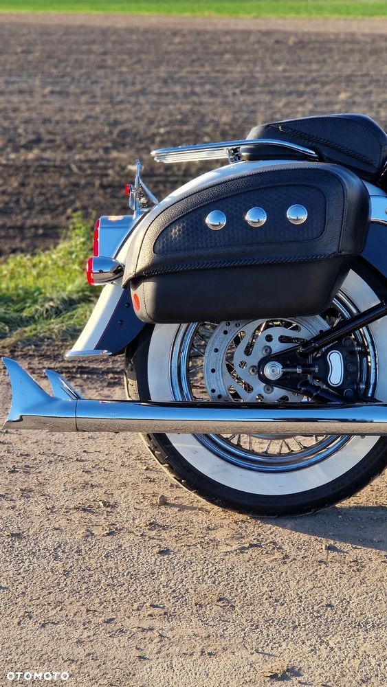 Harley-Davidson Softail Deluxe - 22