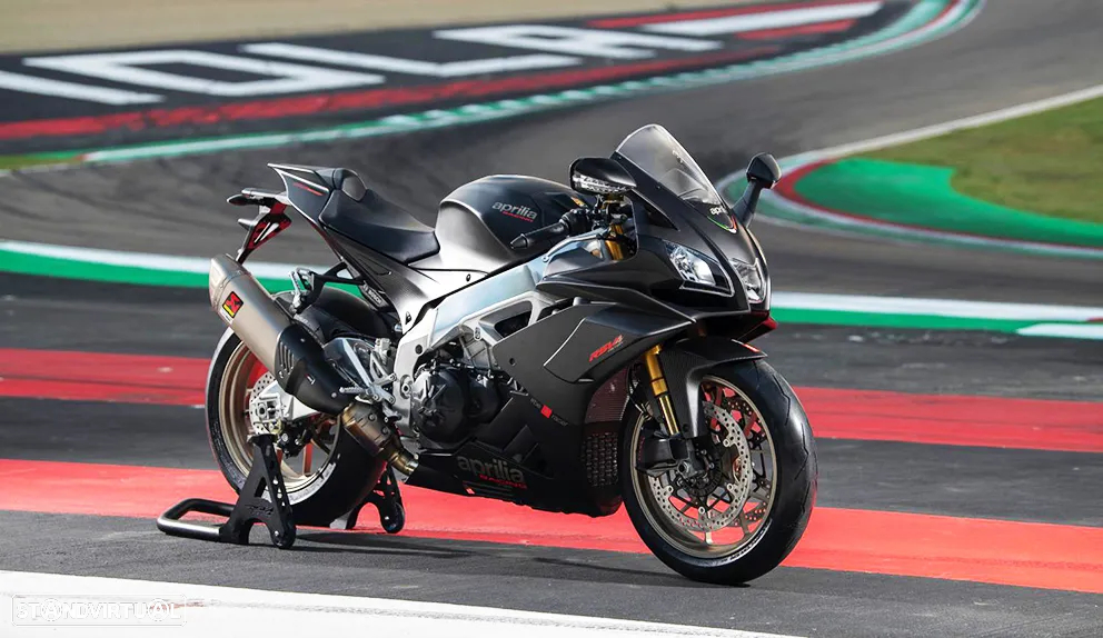 Aprilia RSV RSV4 Factory Super Pole - 44