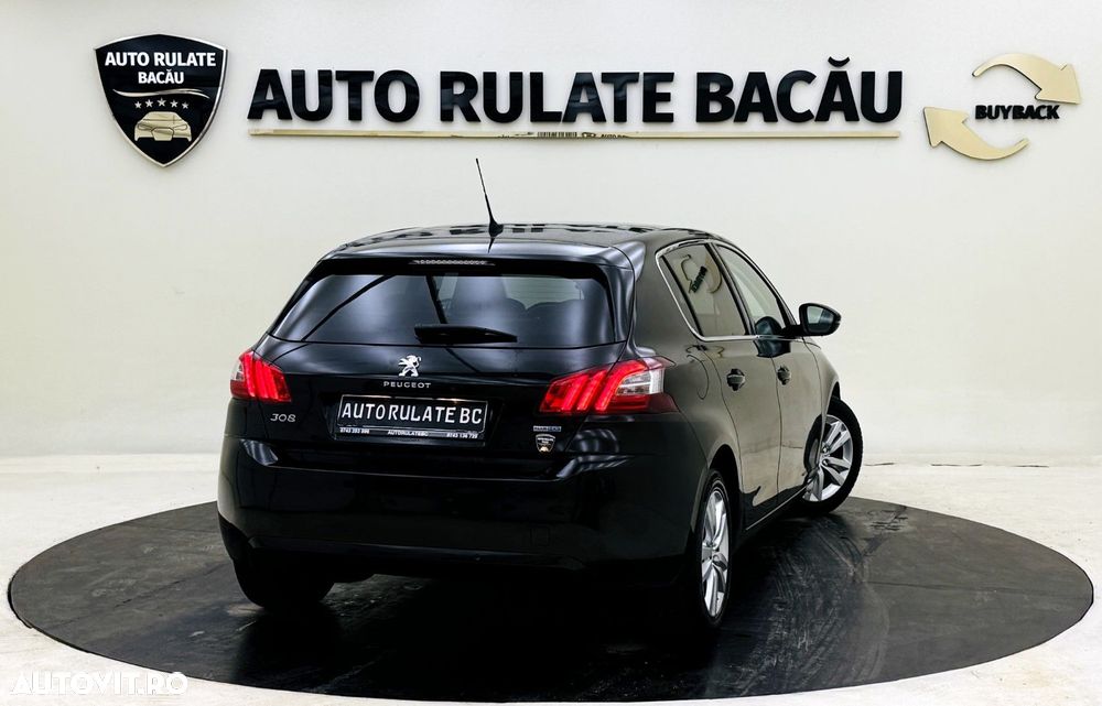 Peugeot 308 - 6