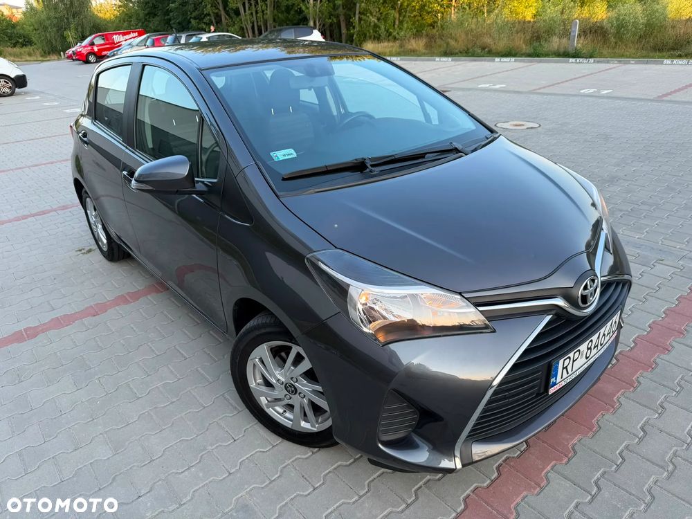 Toyota Yaris 1.33 Premium - 13