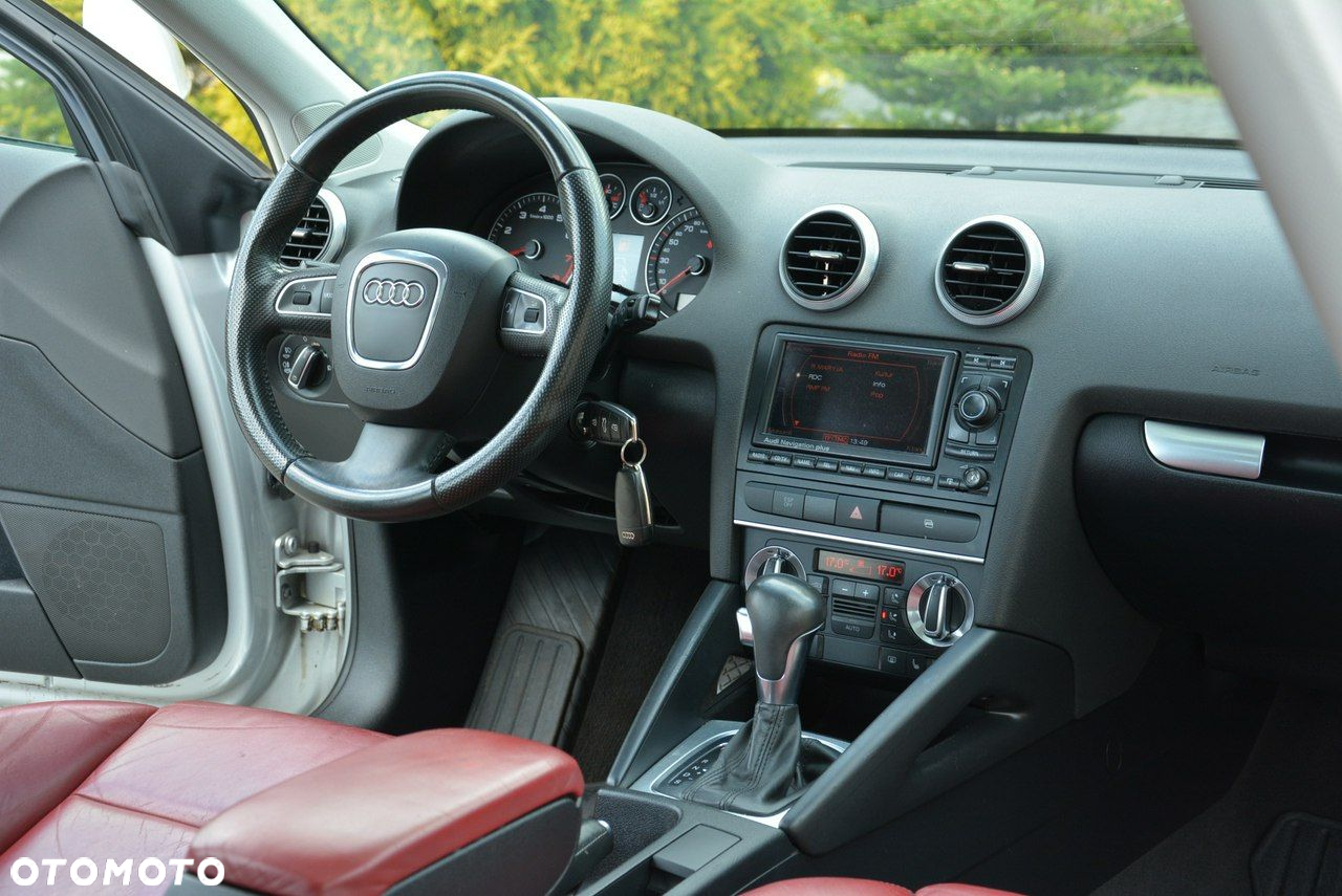 Audi A3 1.8 TFSI Attraction S tronic - 19