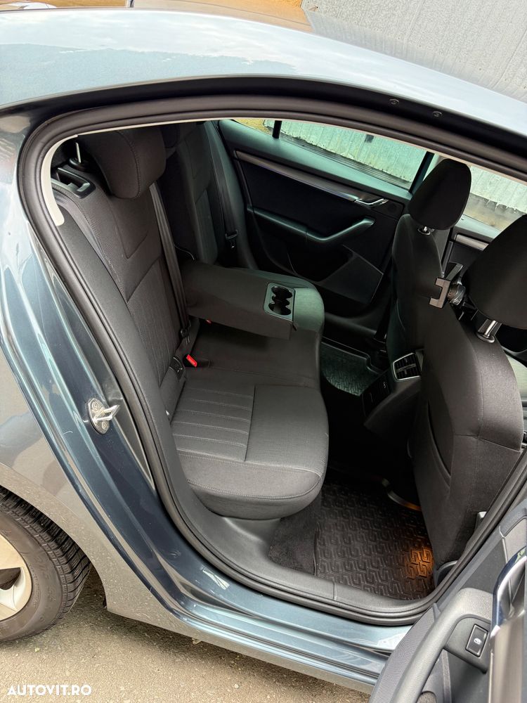 Skoda Octavia 1.6 TDI Style - 40