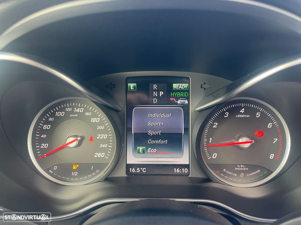 Mercedes-Benz GLC 350 e 4Matic 7G-TRONIC AMG Line - 24