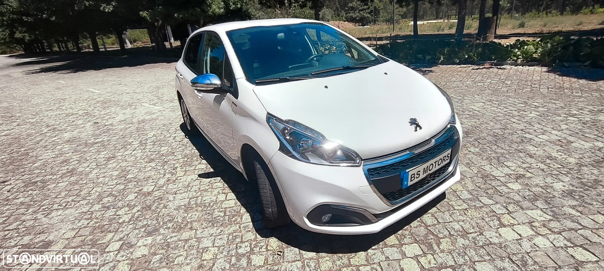 Peugeot 208 1.2 PureTech Signature - 7
