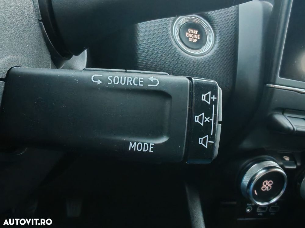 Renault Clio TCe 100 EDITION ONE - 37