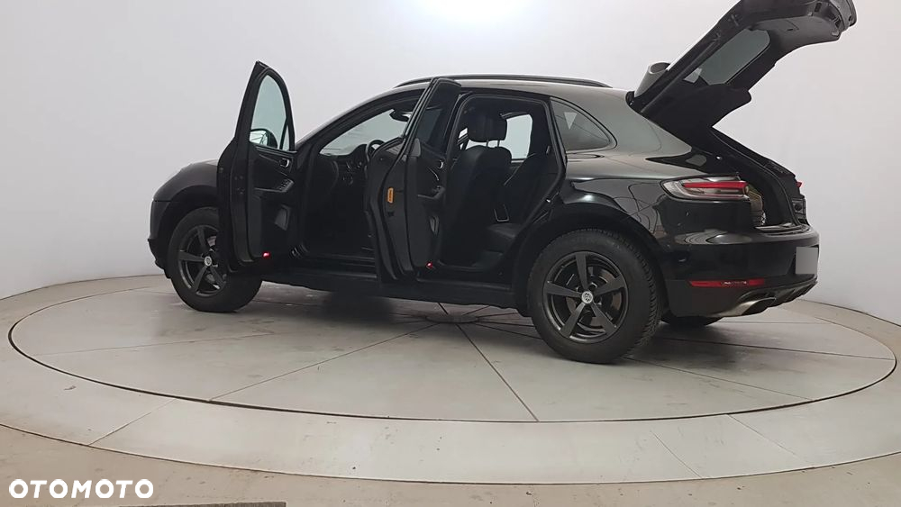Porsche Macan Standard - 4