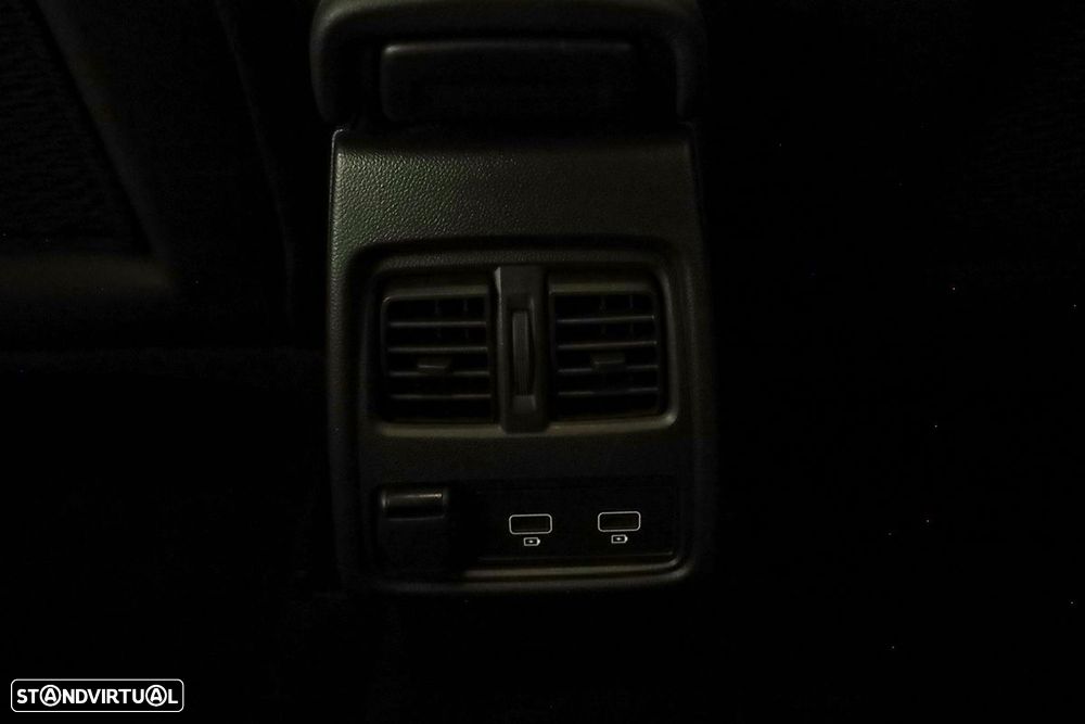 Renault Captur 1.0 TCe Techno - 24