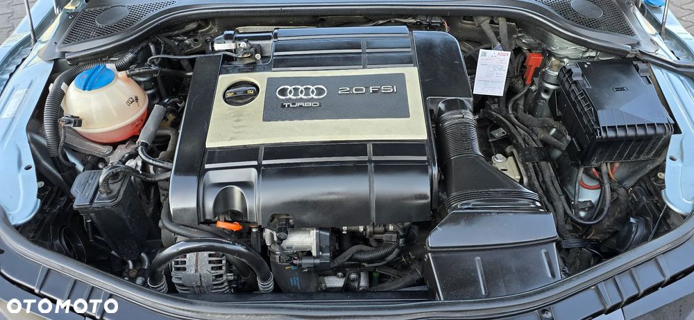 Audi TT Coupé - 8