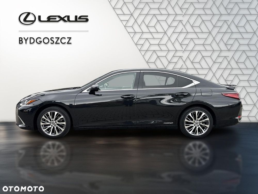 Lexus ES - 7