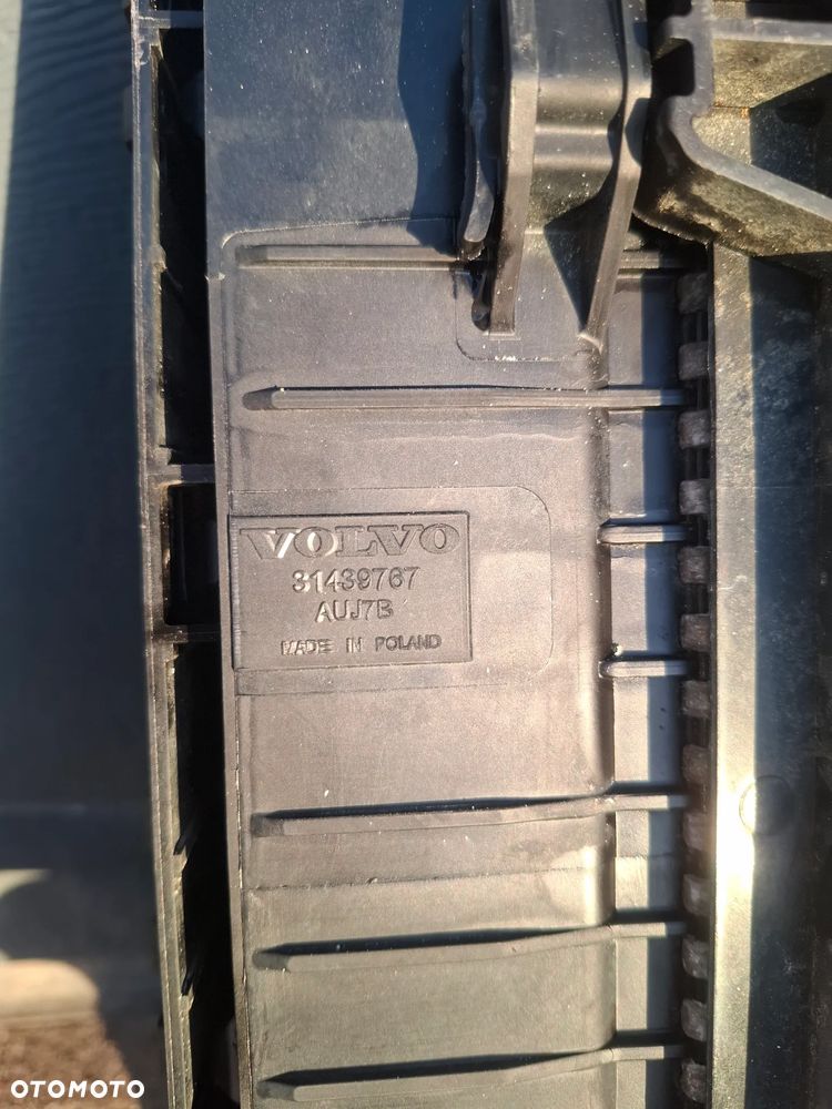 Komplet CHŁODNIC VOLVO XC40 2017-2025 - 9