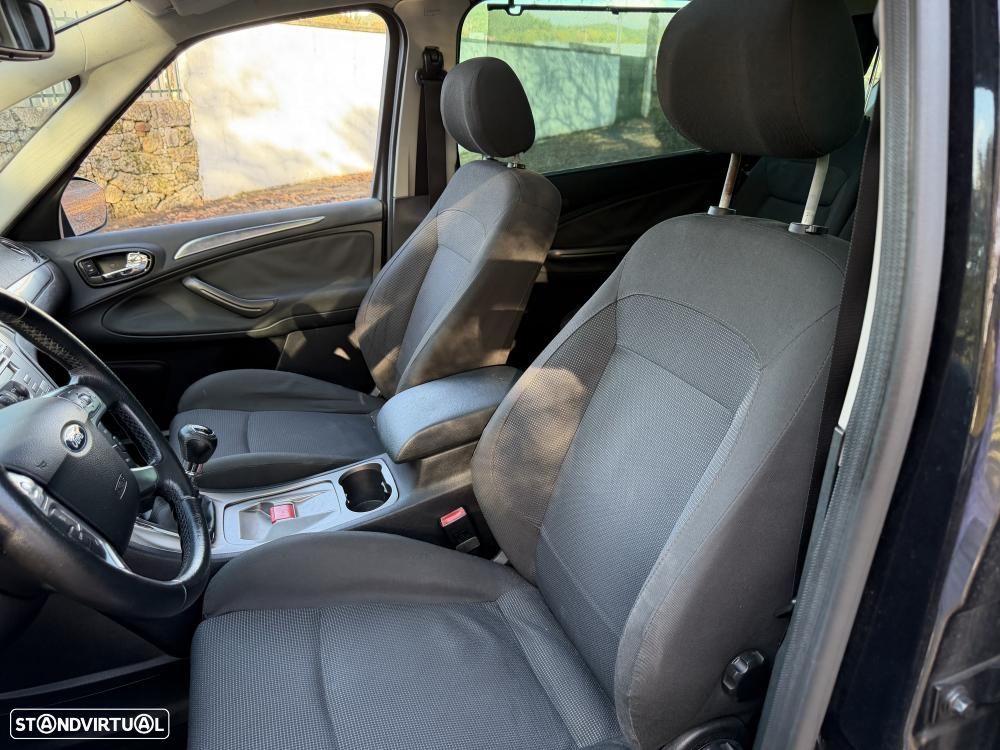 Ford S-Max 1.8 TDCi Titanium 7L - 9