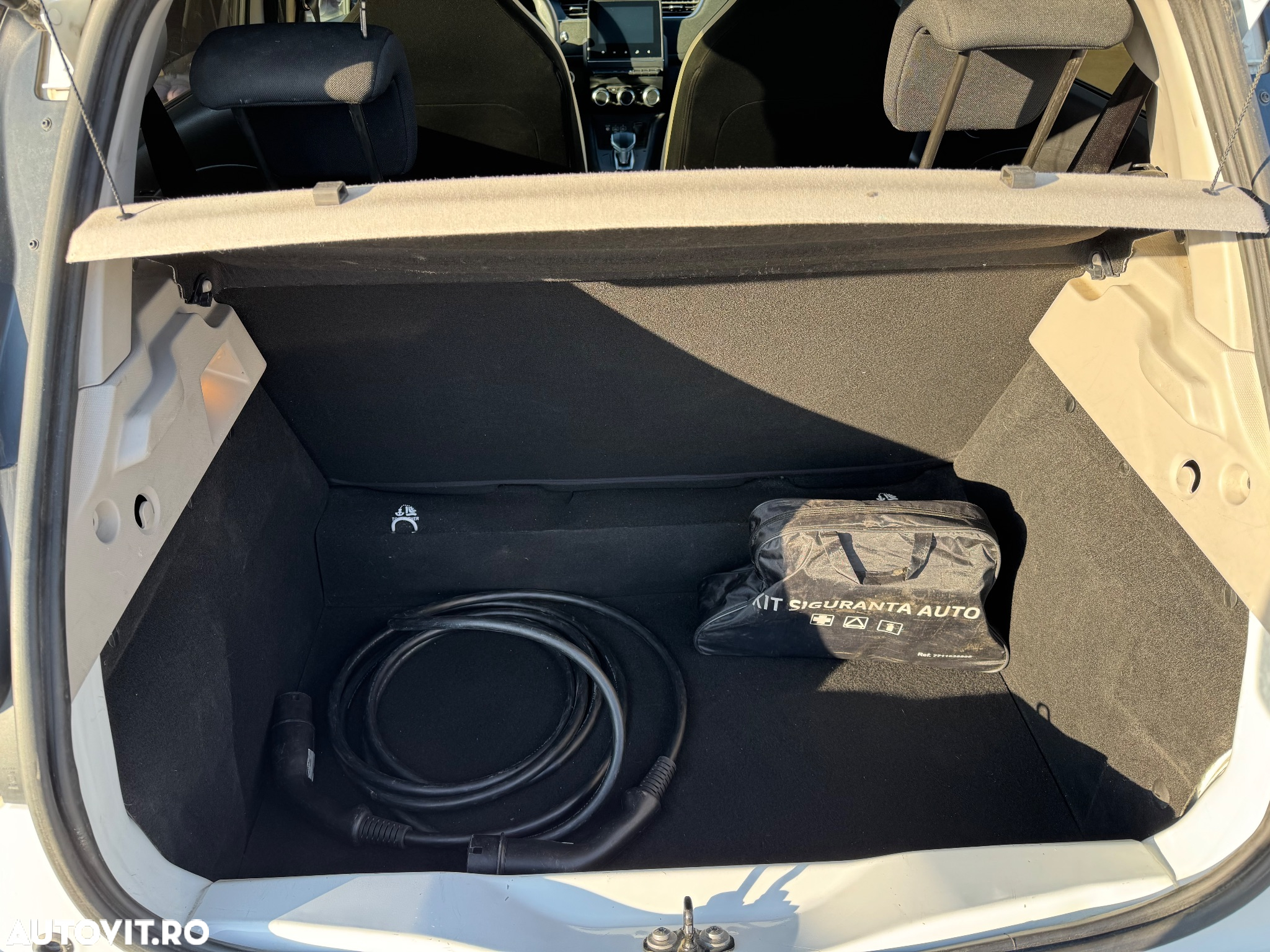 Renault ZOE 40 R110 Life - 8