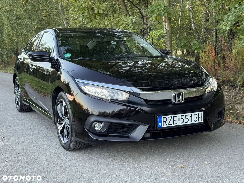 Honda Civic 1.5 T Executive - 3