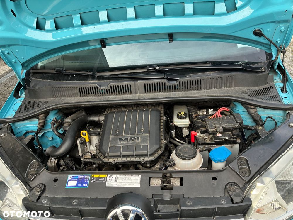 Volkswagen Up 2018 photo 3