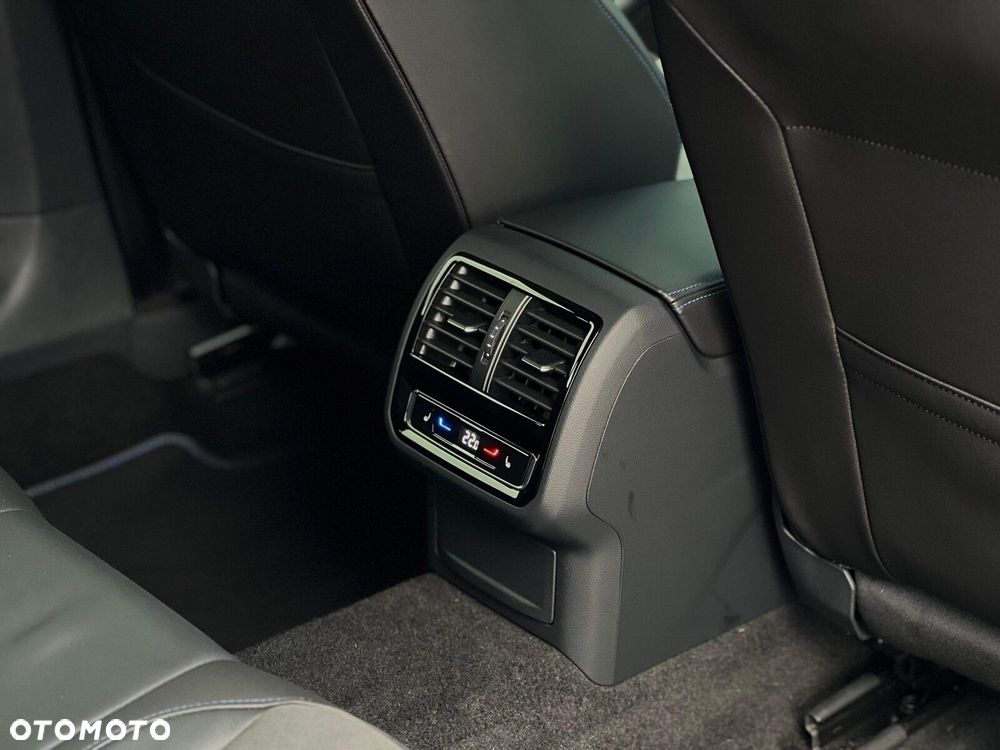 Volkswagen Arteon 2.0 TSI 4Motion R DSG - 21