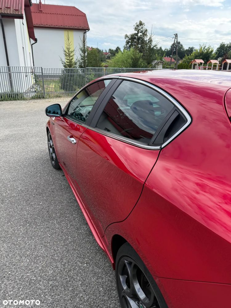 Alfa Romeo Giulietta 1750 TBi Quadrifoglio Verde - 8