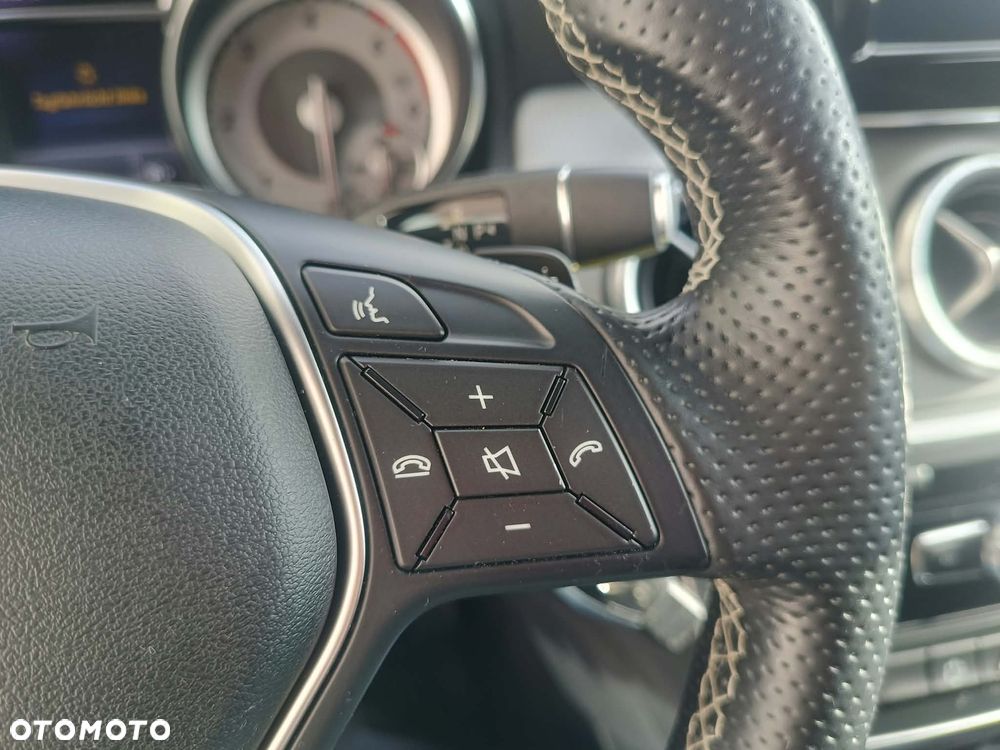 Mercedes-Benz CLA - 17