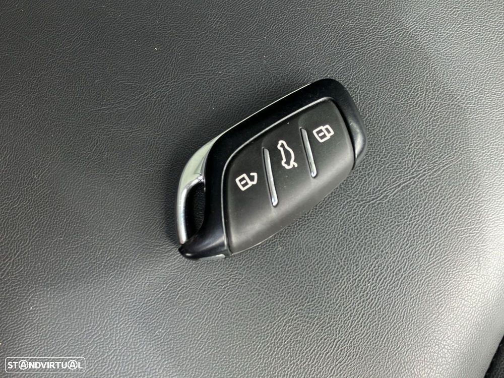 MG ZS EV 72.6 kWh Luxury OBC 11 kW - 23