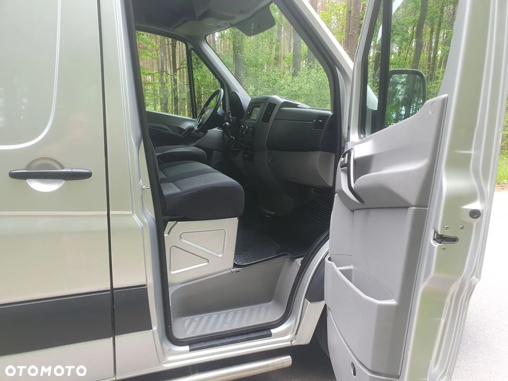Volkswagen Crafter - 14