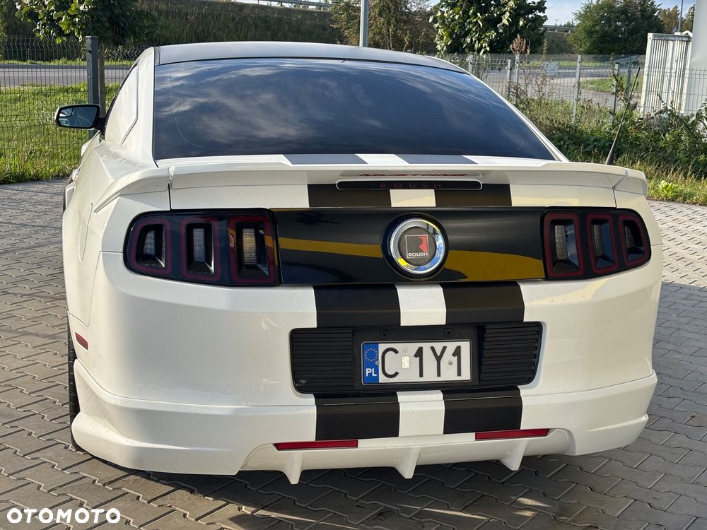 Ford Mustang 5.0 Ti-VCT V8 GT - 12