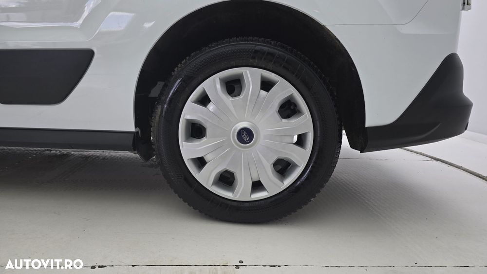 Ford Transit Connect - 22