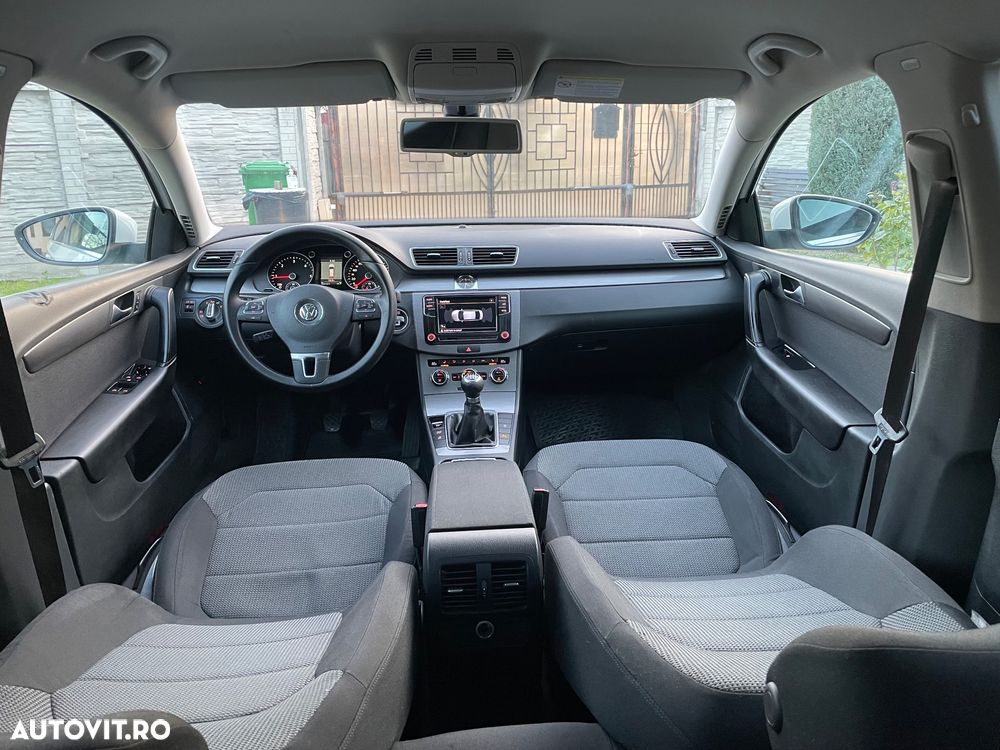 Volkswagen Passat - 7