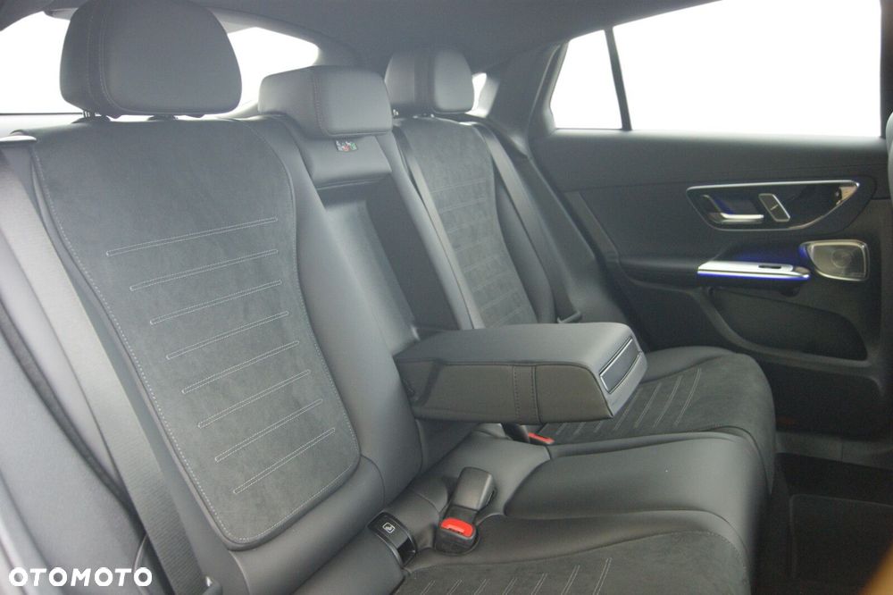 Mercedes-Benz GLC 220 d mHEV 4-Matic AMG Line - 11