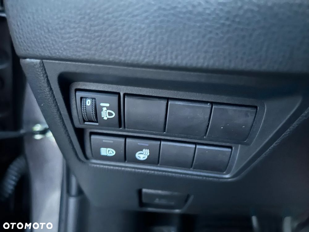 Mazda 2 Hybrid - 19