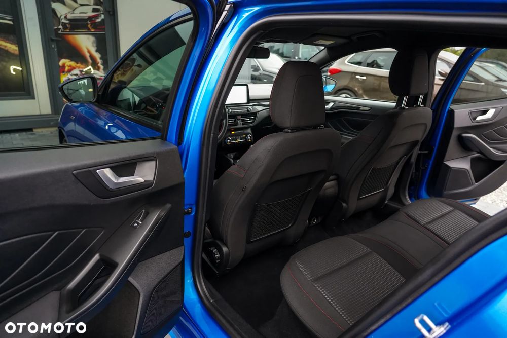 Ford Focus - 22