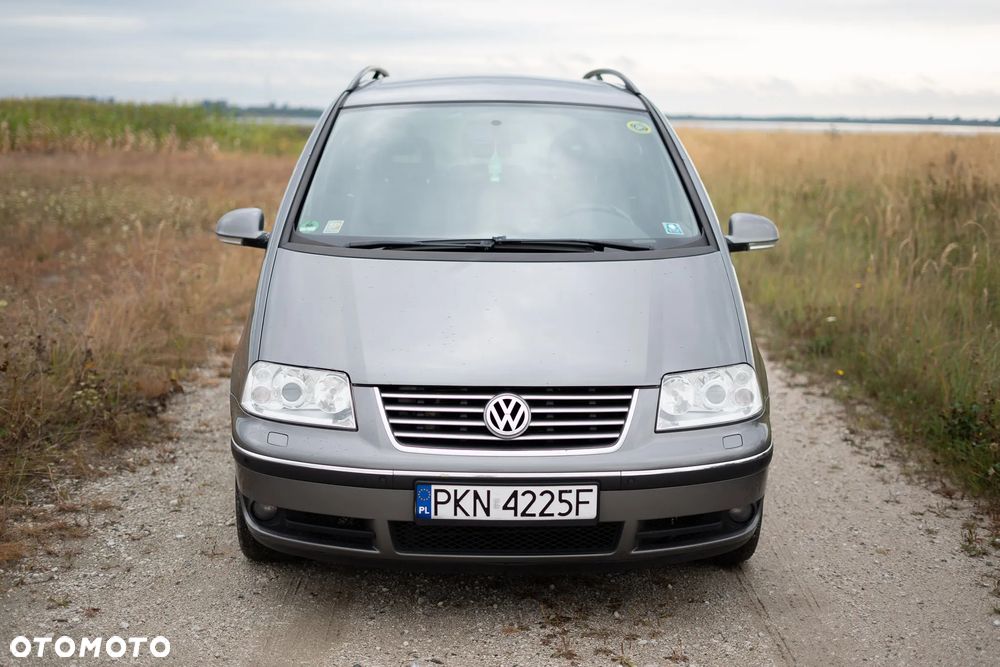 Volkswagen Sharan 2.0 TDI 4MOTION Blue Motion Life - 2