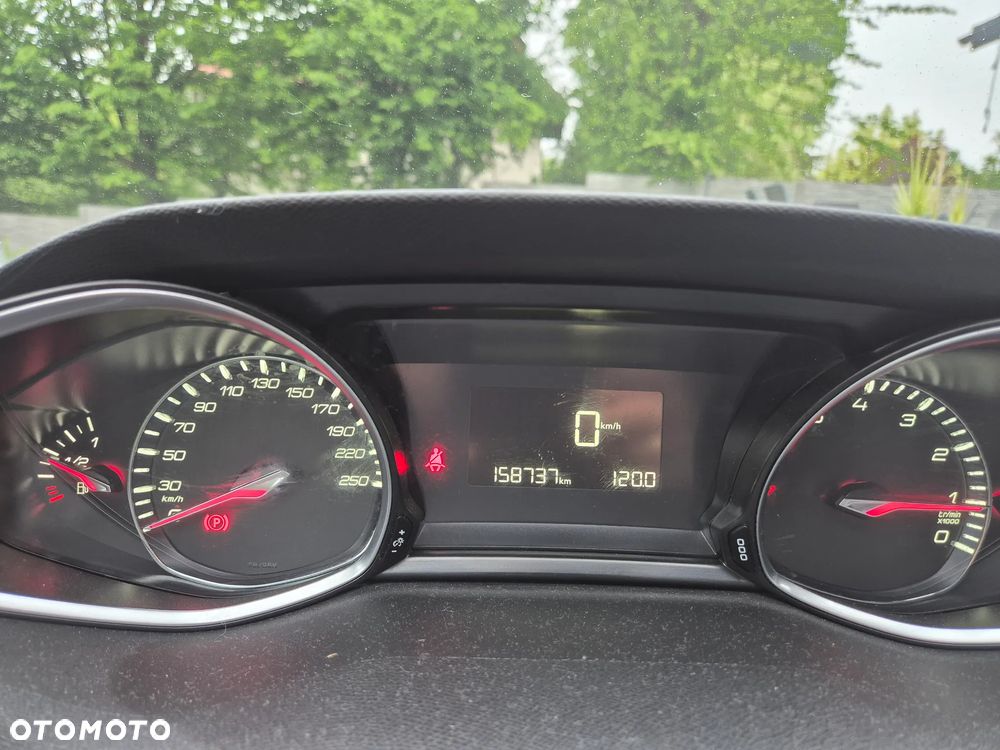 Peugeot 308 PureTech 130 Stop & Start Allure - 11
